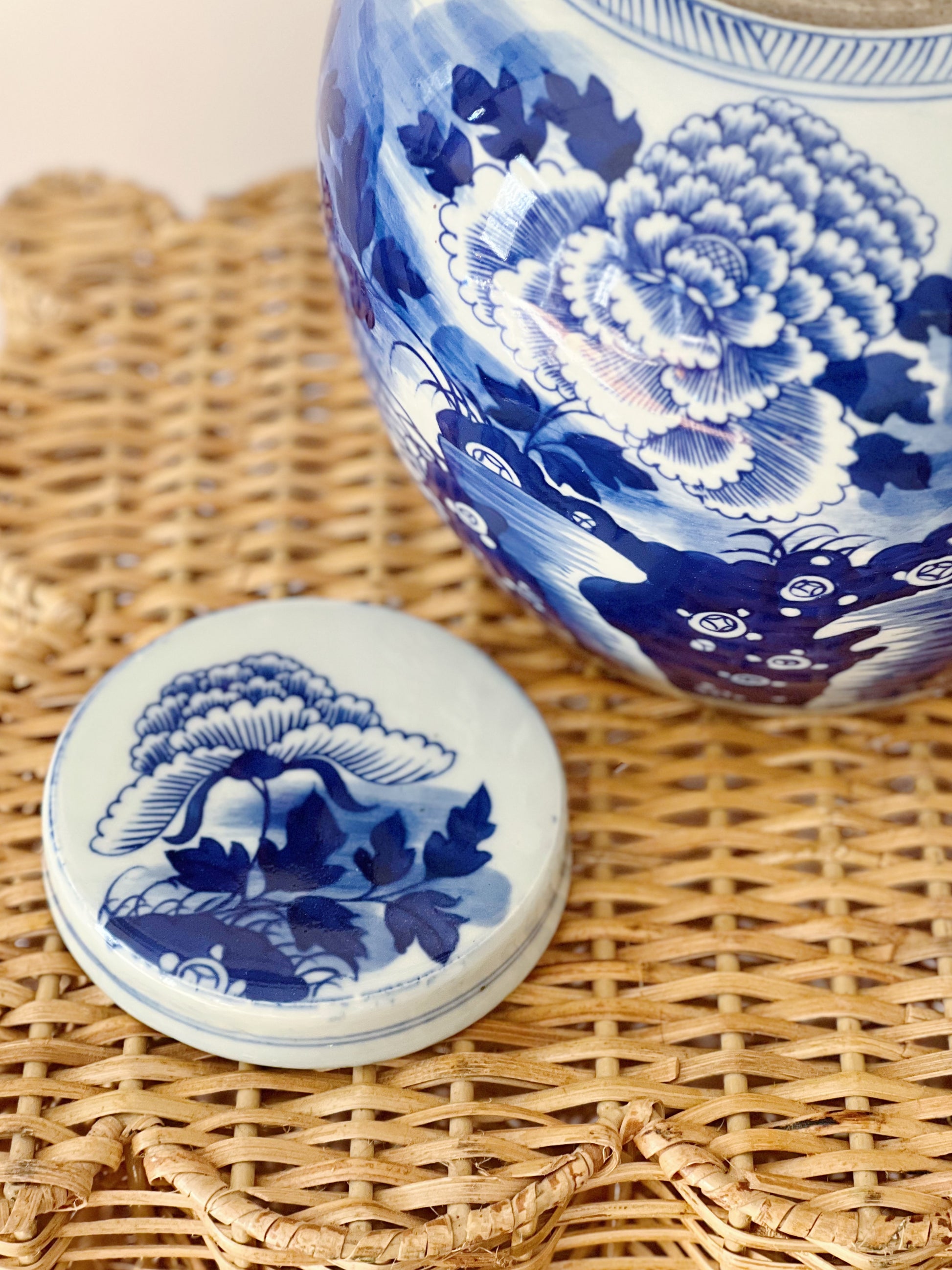 Blue and white floral ginger jar 