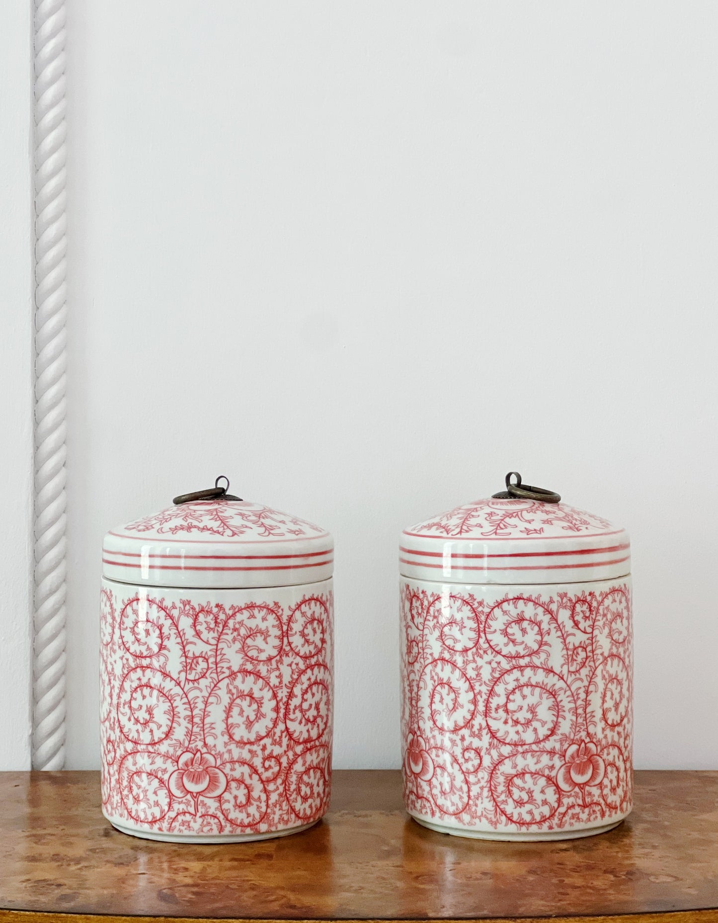 Red and white scrolling peony tea jar with lid